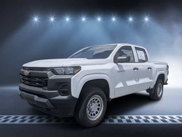 Used 2023 Chevrolet Colorado W/T w/ Advanced Trailering Package AWD/4WD image 5