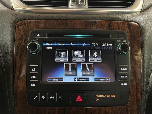 Used 2014 Chevrolet Traverse LT w/ All-Star Edition FWD image 24