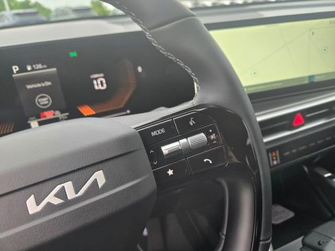 New 2026 Kia Sorento EX FWD image 16