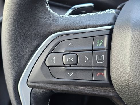 New 2025 Jeep Grand Cherokee Limited image 17