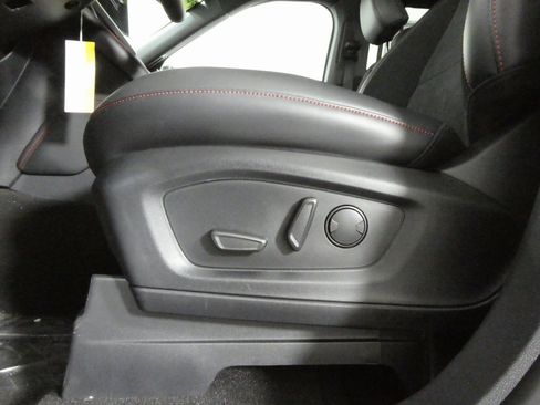 New 2025 Ford Explorer ST image 8