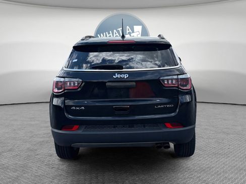 Used 2019 Jeep Compass Limited AWD/4WD image 5