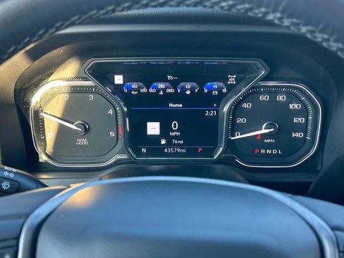 Used 2022 GMC Sierra 2500 Denali w/ Denali Ultimate Package image 24