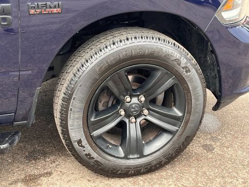 Used 2018 RAM 1500 Sport image 10