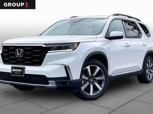 Used 2025 Honda Pilot Elite image 1