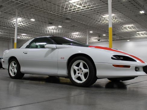 Used 1997 Chevrolet Camaro SS w/ SS Alteration Pkg RWD image 26