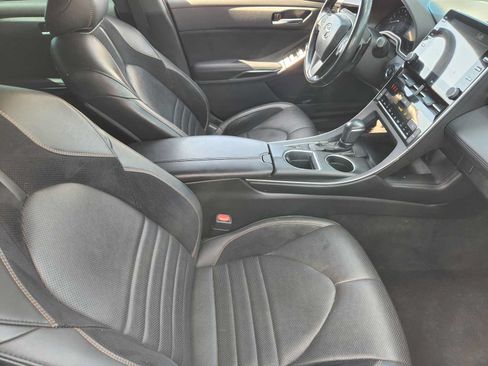 Used 2019 Toyota Avalon XSE FWD image 13