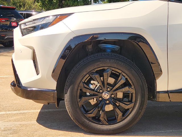 Used 2024 Toyota RAV4 XSE w/ Advanced Technology Package AWD/4WD image 5