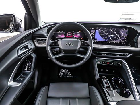 New 2025 Audi Q5 Premium Plus image 4