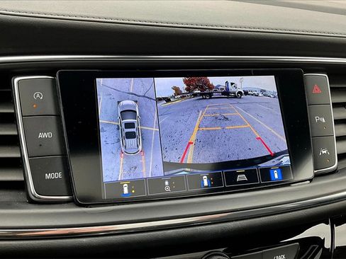 Used 2022 Buick Enclave Avenir w/ Avenir Technology Package image 21