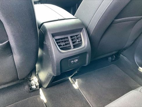 Used 2025 Chevrolet Blazer LT AWD/4WD image 26