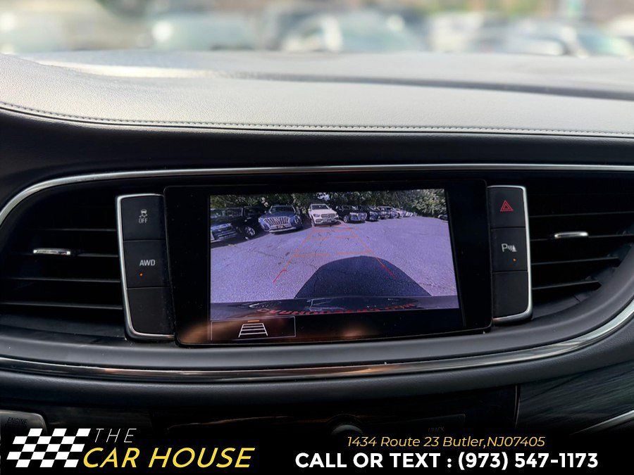 Used 2021 Buick Enclave Essence w/ Sound and Sites Package AWD/4WD image 34