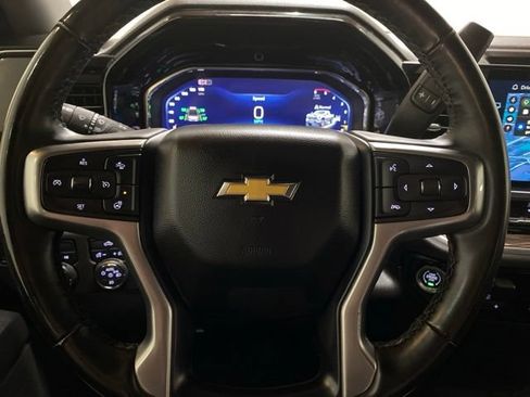 Used 2025 Chevrolet Silverado 2500 LT AWD/4WD image 36