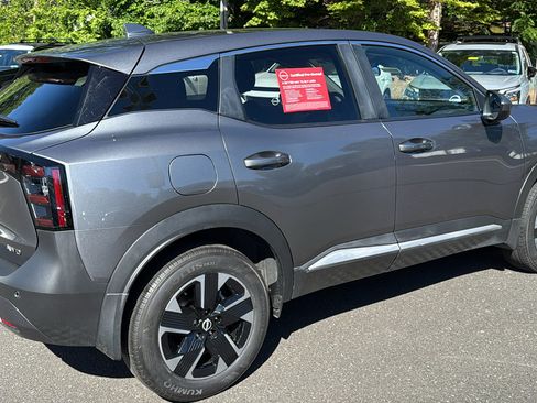 Certified 2025 Nissan Kicks SV AWD/4WD image 25