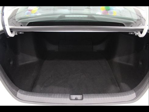 Certified 2025 Honda Accord SE image 19