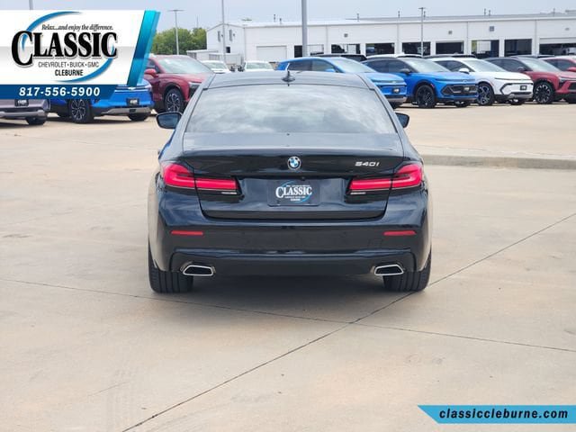 Used 2023 BMW 540i w/ Executive Package RWD image 9