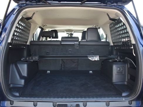 Used 2021 Toyota 4Runner TRD Off-Road Premium w/ Moonroof Package AWD/4WD image 21