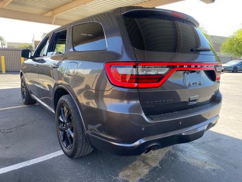 Used 2017 Dodge Durango R/T w/ Technology Group AWD/4WD image 2