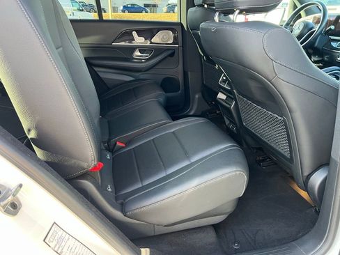 Used 2024 Mercedes-Benz GLE 350 4MATIC w/ 3rd Row Seat Package image 21