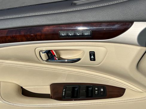 Used 2016 Lexus LS 460 460 image 13