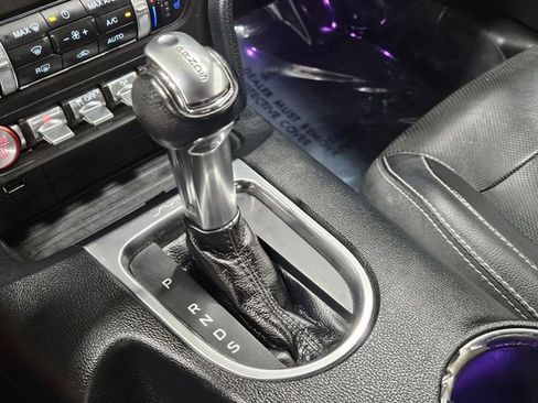 Used 2019 Ford Mustang Premium RWD image 12