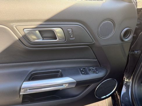 Used 2022 Ford Mustang GT Premium image 15