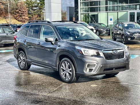 Used 2020 Subaru Forester Limited w/ Popular Package #3 image 7