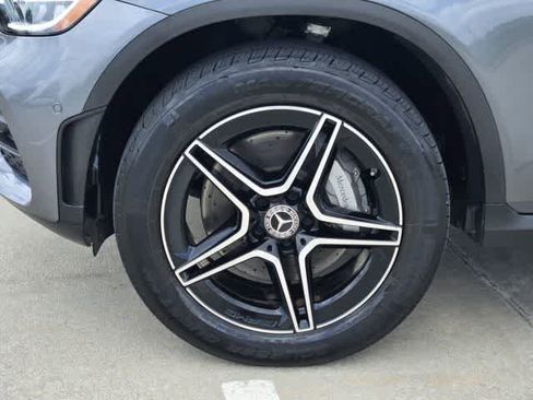 Used 2022 Mercedes-Benz GLC 300 4MATIC image 8
