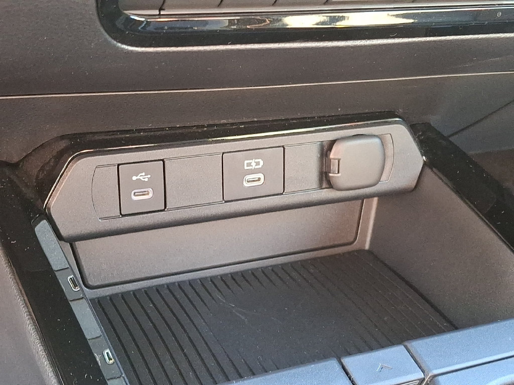 Certified 2026 Toyota Prius Plug-In Hybrid FWD image 16