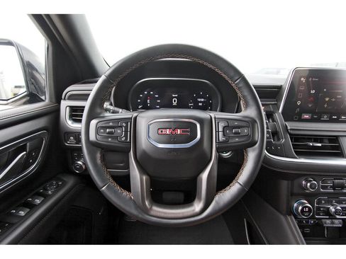 Used 2024 GMC Yukon XL AT4 w/ AT4 Premium Package AWD/4WD image 15