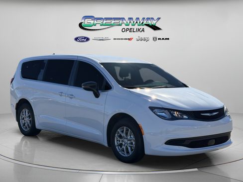 New 2026 Chrysler Voyager LX FWD image 2