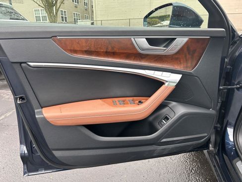 Used 2022 Audi A6 Premium Plus image 9