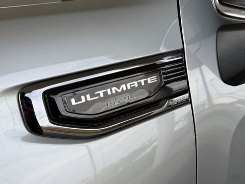 Used 2025 GMC Sierra 1500 Denali Ultimate image 12