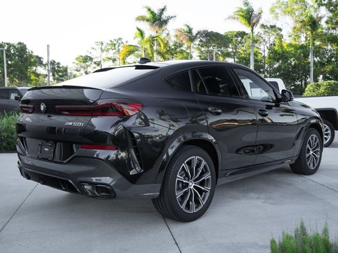 Used 2023 BMW X6 M50i w/ Climate Comfort Package AWD/4WD image 9