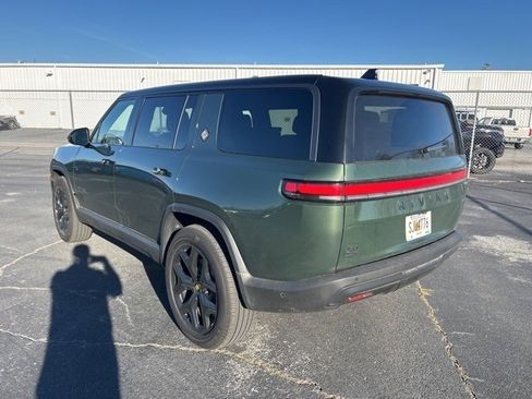 Used 2025 Rivian R1S Adventure image 3