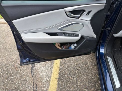 Used 2019 Acura RDX w/ Technology Package AWD/4WD image 2