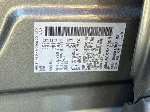 Used 2023 Nissan Rogue SV AWD/4WD image 36