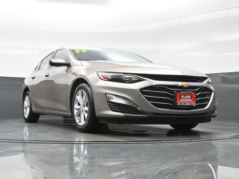 Used 2023 Chevrolet Malibu LT w/ Driver Confidence Package FWD image 32