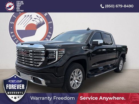 Used 2024 GMC Sierra 1500 Denali w/ Technology Package AWD/4WD image 1