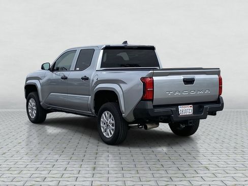 Certified 2025 Toyota Tacoma SR image 4
