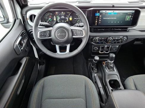 Certified 2025 Jeep Wrangler Unlimited Sahara w/ Safety Group image 14