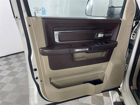 Used 2018 RAM 1500 Laramie Longhorn image 12