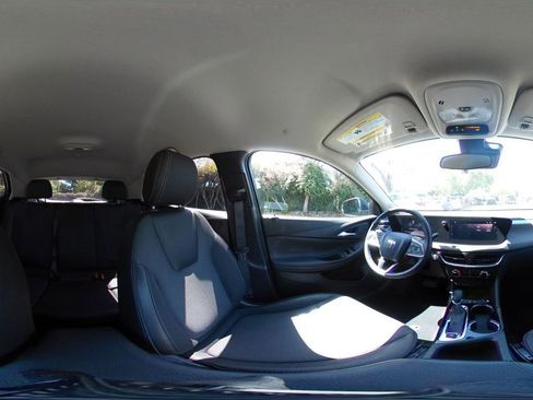 Used 2025 Buick Encore GX Preferred FWD image 41