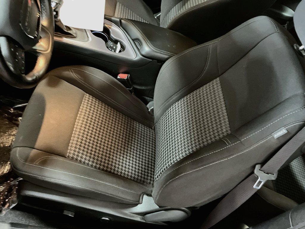 Used 2023 Dodge Challenger R/T RWD image 19