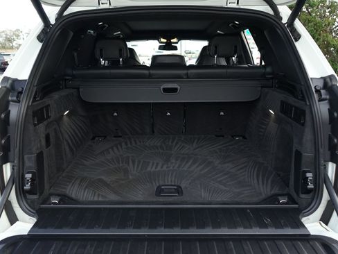 Used 2021 BMW X5 M Competition w/ Competition Package image 33