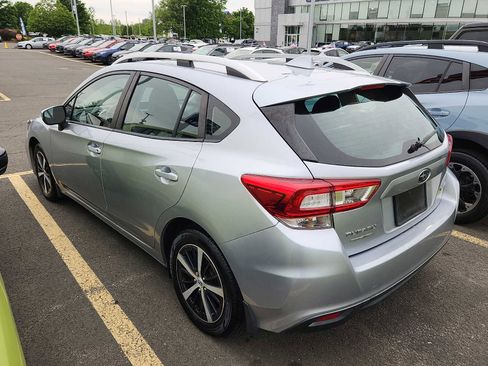 Used 2019 Subaru Impreza 2.0i Premium w/ Eyesight & BSD/Rcta & SRF AWD/4WD image 4