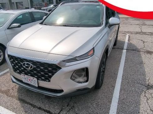 Used 2019 Hyundai Santa Fe FWD image 1