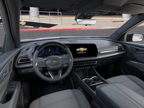 New 2026 Chevrolet Traverse LT image 15