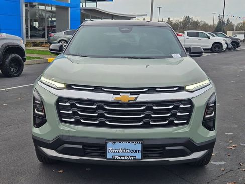 New 2026 Chevrolet Equinox LT w/ Convenience Package II FWD image 9