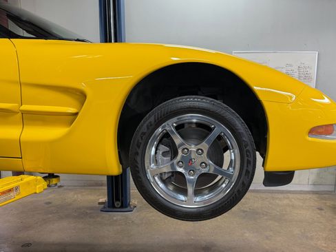 Used 2002 Chevrolet Corvette w/ Preferred Equipment Group2 image 88